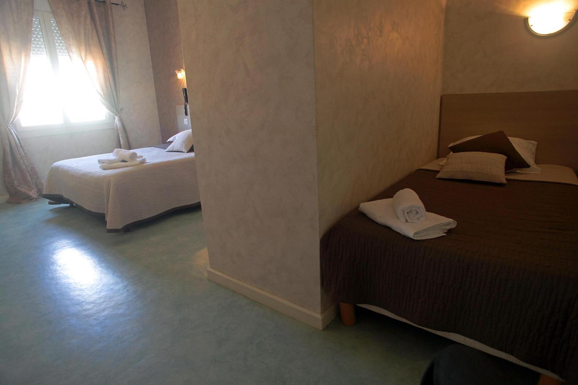 Hotel De La Plage 2 Etoiles Valras-Plage Cameră foto